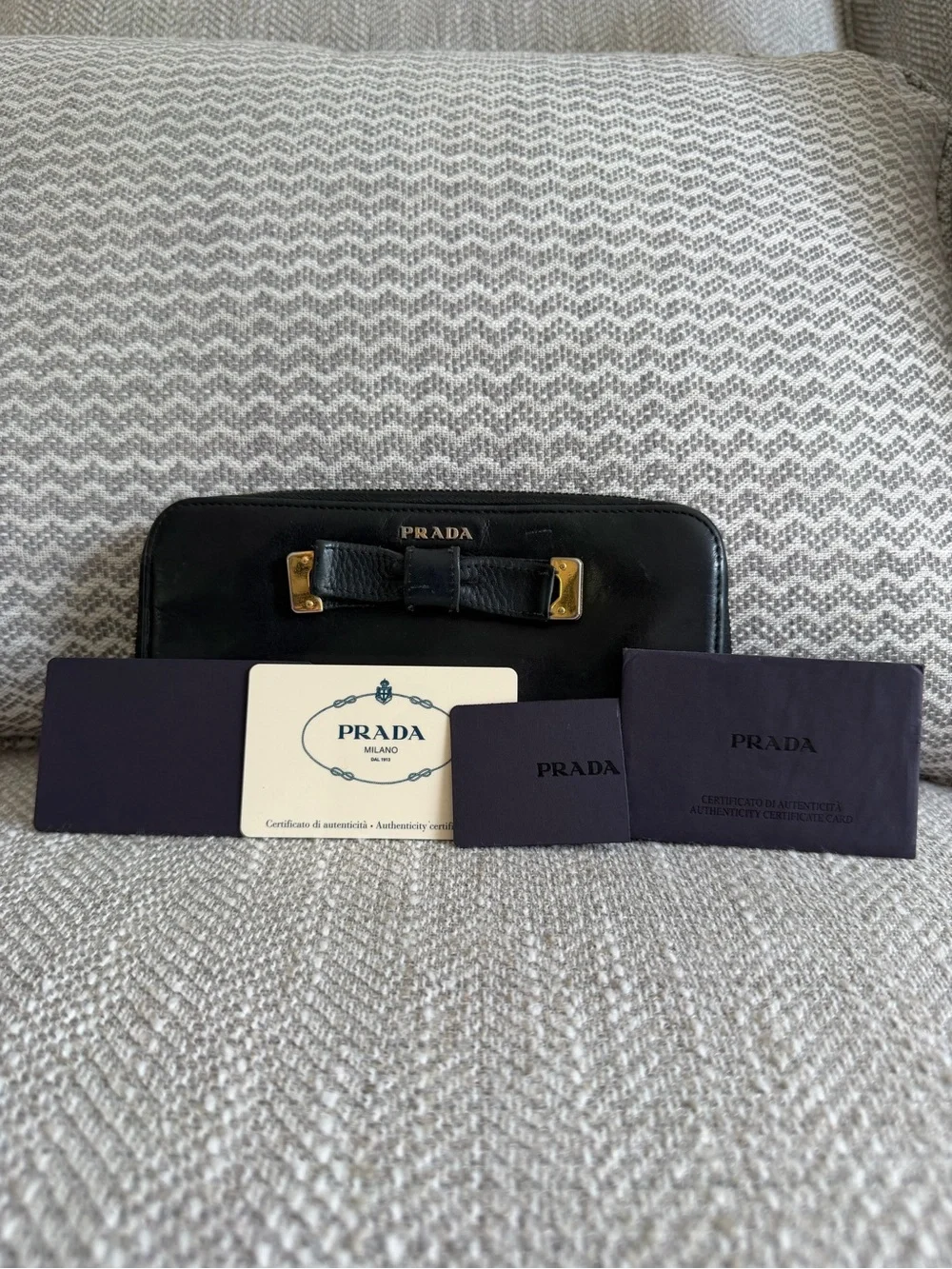 Prada Black Leather Bow Zip Around Wallet Red Interior w/ Authenticity Cards